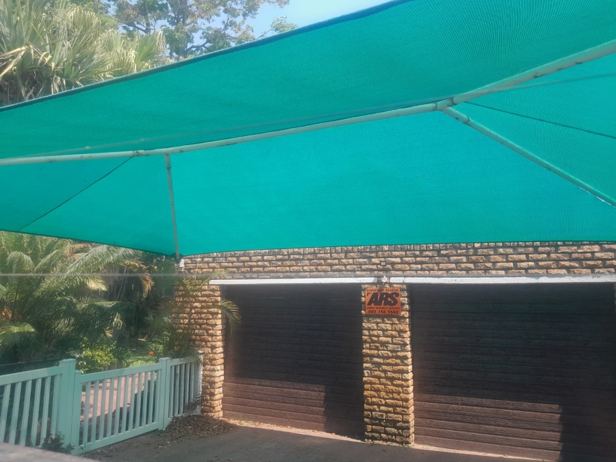 5 Bedroom Property for Sale in Heuwelsig North West